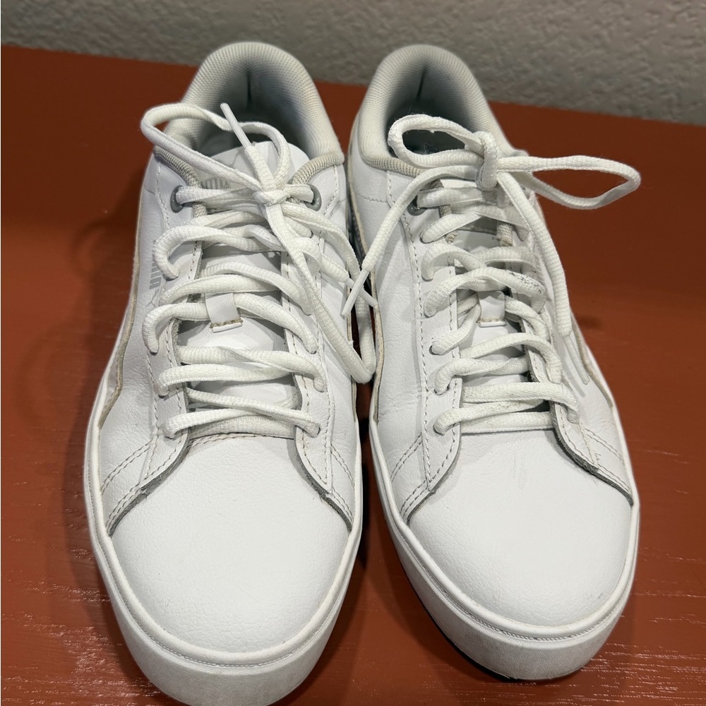 Puma Women’s White Leather Low Top Sneakers Size 8.5